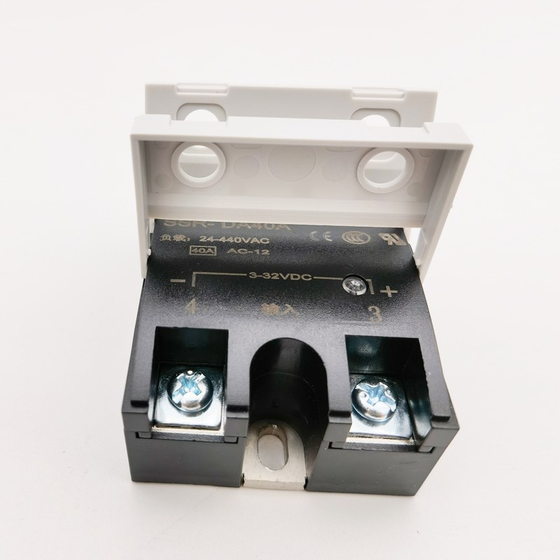 SSR 单相10 25 40 60 80 100 120 8